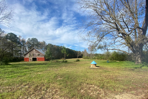 Private Well, photo by Jaycee Georgiev